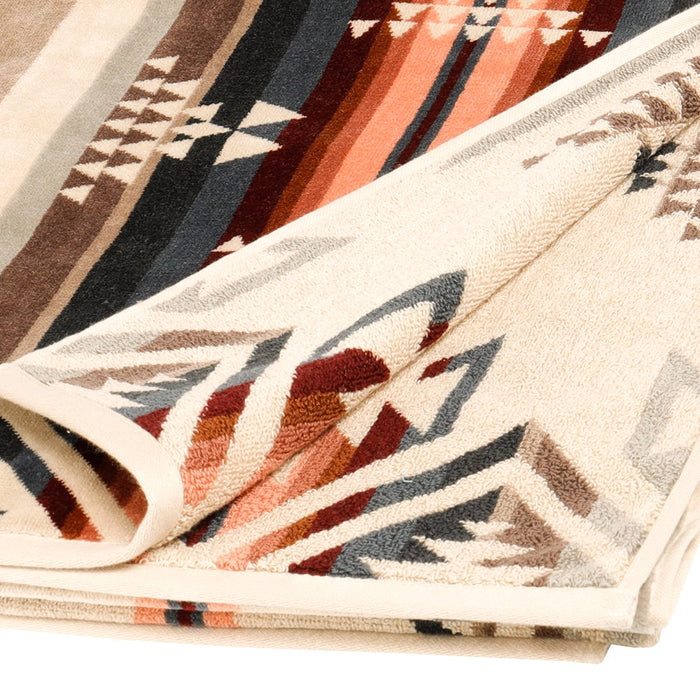 Pendleton Woolen Mills Inc. Pendelton White Sands Over Sized Jacquard Towel