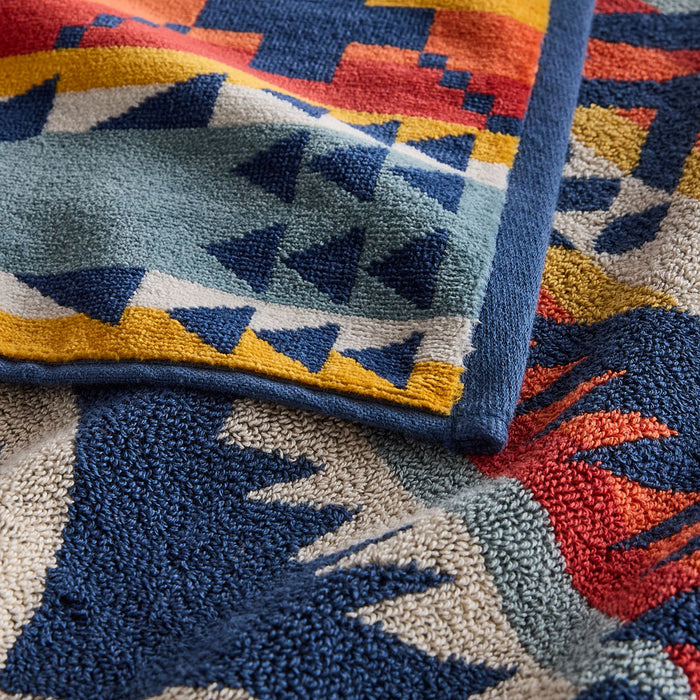 Pendleton Woolen Mills Inc. Nehalem Navy Oversized Jacquard Spa Towel