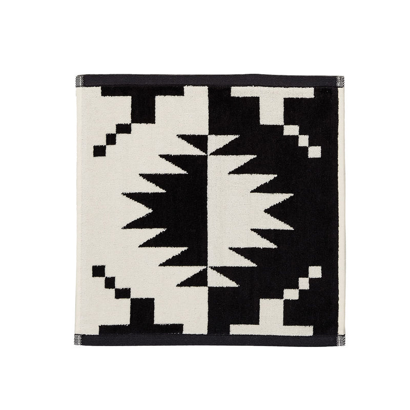 Pendleton Woolen Mills Inc. Spider Rock Black & White 3 Piece Towel Set