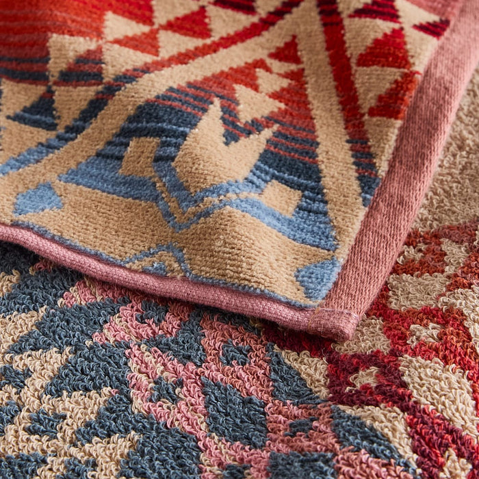 Pendleton Woolen Mills Inc. Canyonlands Desert Sky 3 Piece Towel Set