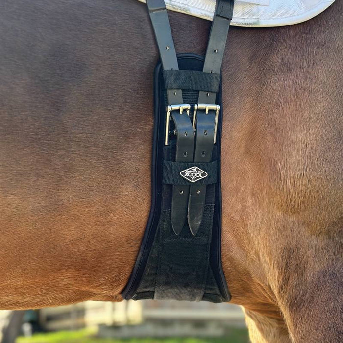 Professionals Choice 2XCool Dressage Girth