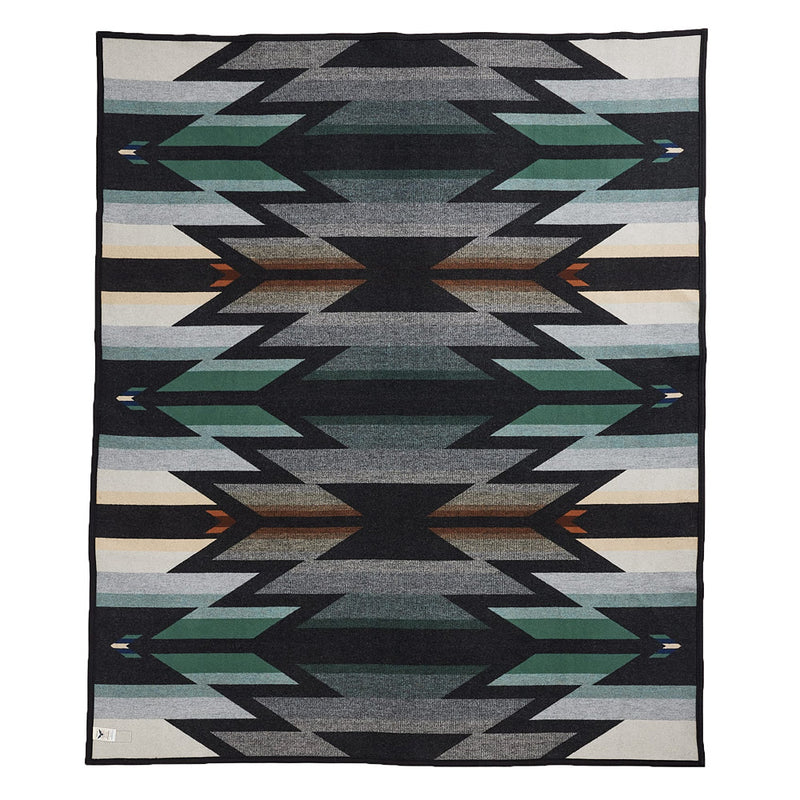 Pendleton Woolen Mills Inc. Jacquard Wyeth Trail Oxford Blanket