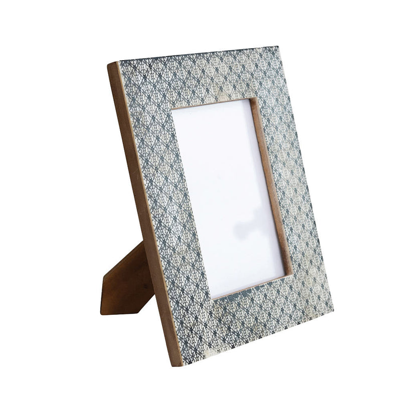 Creative Co-Op Charcoal Pattern Photo Frame