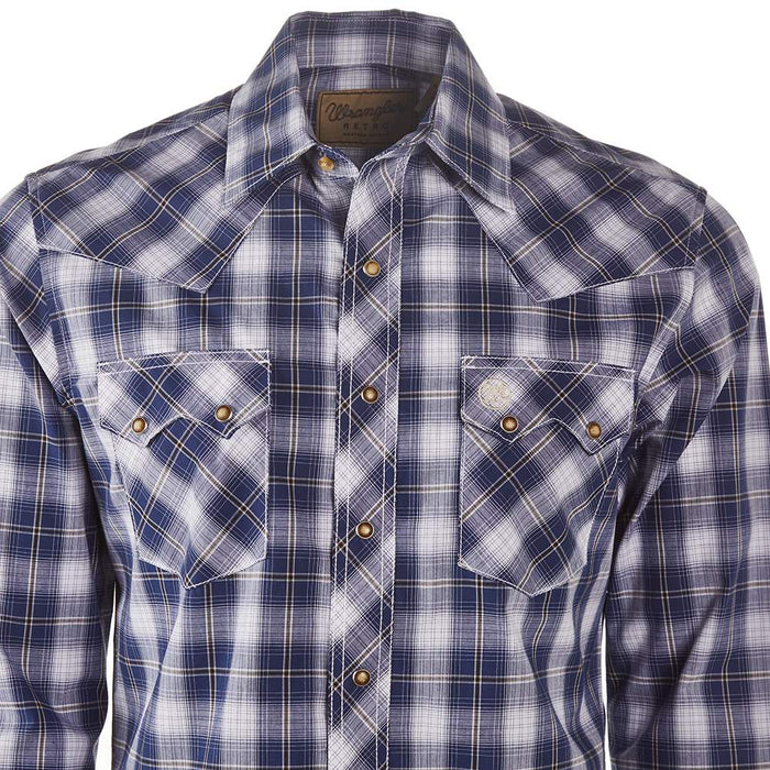 Wrangler Men's Retro Blue Plaid Modern Two Pocket Snap Shirt